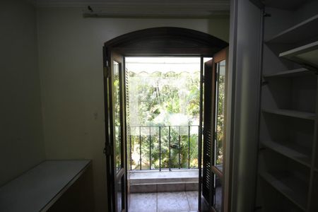 Casa para alugar com 500m², 4 quartos e 4 vagasQuarto 4