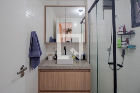 Banheiro de apartamento para alugar com 1 quarto, 26m² em Vila Buarque, São Paulo