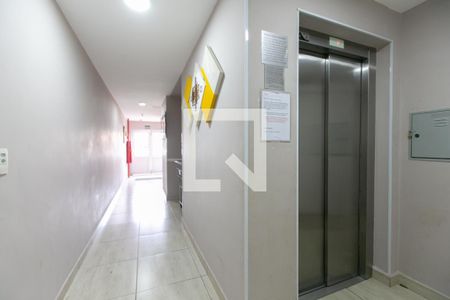Apartamento à venda com 52m², 2 quartos e 1 vagaHall - Elevador