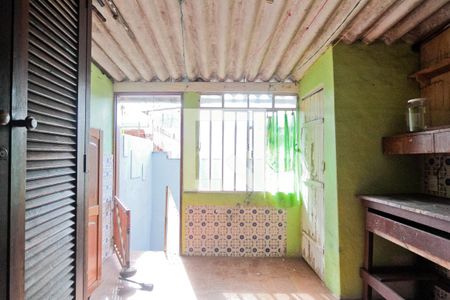 Casa à venda com 120m², 3 quartos e 2 vagasÁrea de Serviço