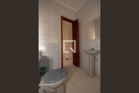 Casa à venda com 234m², 5 quartos e 2 vagasBanheiro de serviço