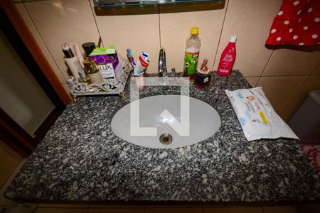 Casa à venda com 234m², 5 quartos e 2 vagasBanheiro da Suíte 2