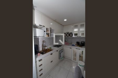 Apartamento à venda com 34m², 2 quartos e 1 vagaCozinha e Área de Serviço