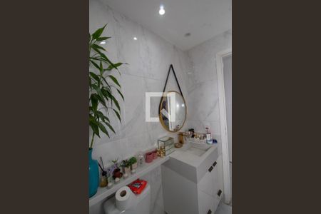 Apartamento à venda com 34m², 2 quartos e 1 vagaBanheiro Social