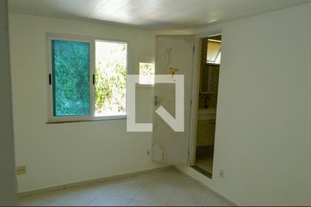 Suíte de casa de condomínio à venda com 4 quartos, 120m² em Jacarepaguá, Rio de Janeiro