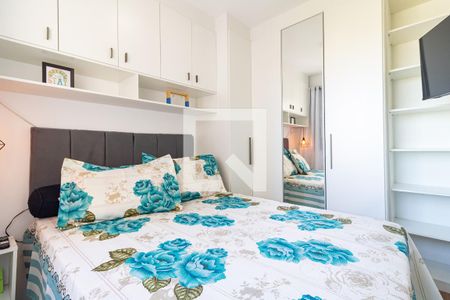 Quarto 1 de apartamento para alugar com 2 quartos, 34m² em Parque Fongaro, São Paulo