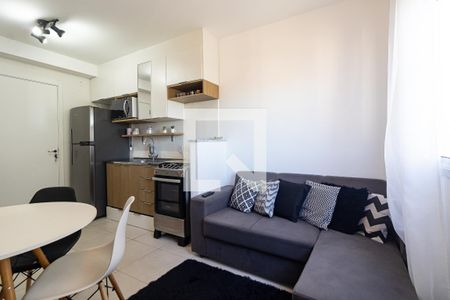 Sala de apartamento para alugar com 2 quartos, 34m² em Parque Fongaro, São Paulo