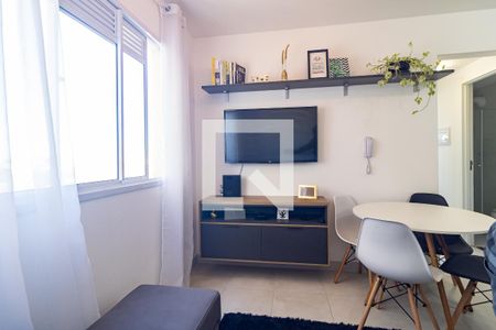Sala de apartamento para alugar com 2 quartos, 34m² em Parque Fongaro, São Paulo