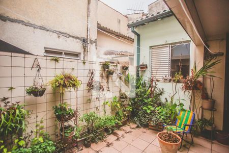 Casa à venda com 180m², 2 quartos e 1 vagaQuintal