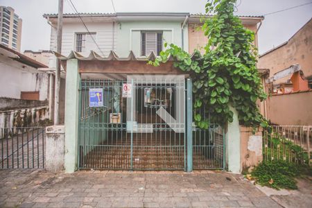 Casa à venda com 180m², 2 quartos e 1 vagaFachada