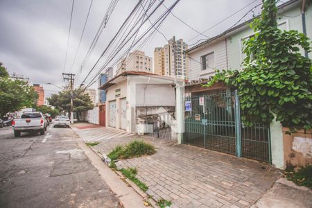 Casa à venda com 180m², 2 quartos e 1 vagaFachada