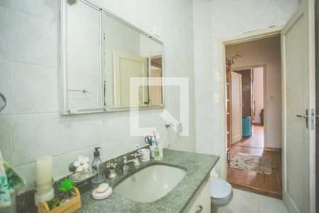 Casa à venda com 180m², 2 quartos e 1 vagaBanheiro