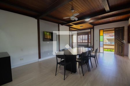 Sala de casa para alugar com 5 quartos, 260m² em Recreio dos Bandeirantes, Rio de Janeiro