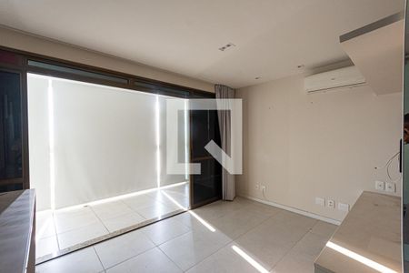 Sala de apartamento à venda com 1 quarto, 80m² em São Francisco, Niterói