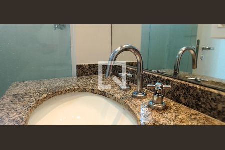 Apartamento para alugar com 77m², 2 quartos e 1 vaga Apartamento para alugar com 77m², 2 quartos e 1 vagaBanheiro