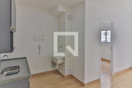 Apartamento à venda com 32m², 1 quarto e sem vaga Apartamento à venda com 32m², 1 quarto e sem vagaCozinha e Área de Serviço