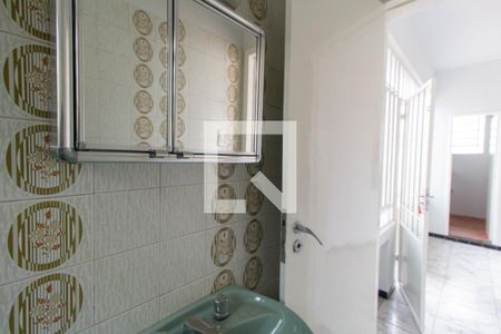 Casa para alugar com 200m², 4 quartos e 4 vagasBanheiro 2