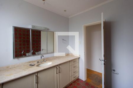 Casa para alugar com 200m², 4 quartos e 4 vagasBanheiro 1