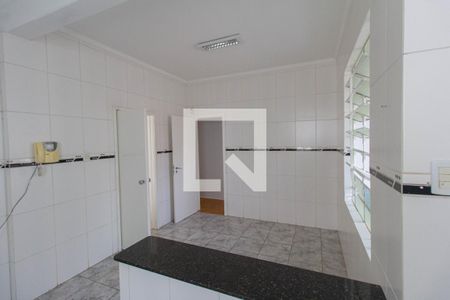 Casa para alugar com 200m², 4 quartos e 4 vagasCozinha