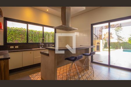 Casa de condomínio à venda com 580m², 3 quartos e 4 vagasCozinha