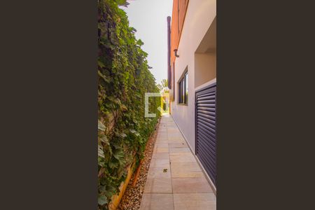 Casa de condomínio à venda com 580m², 3 quartos e 4 vagasCorredor