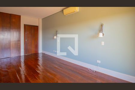 Casa de condomínio à venda com 580m², 3 quartos e 4 vagasSuíte 1