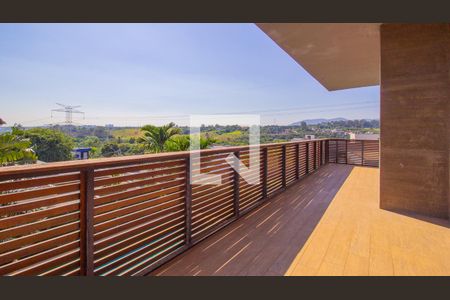 Casa de condomínio à venda com 580m², 3 quartos e 4 vagasVaranda