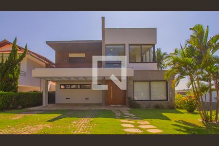 Casa de condomínio à venda com 580m², 3 quartos e 4 vagasFachada