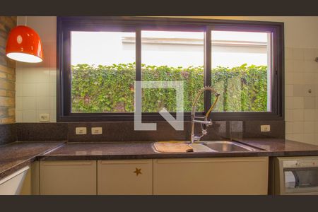 Casa de condomínio à venda com 580m², 3 quartos e 4 vagasCozinha