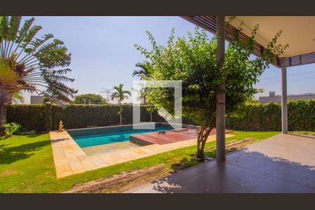 Casa de condomínio à venda com 580m², 3 quartos e 4 vagasPiscina