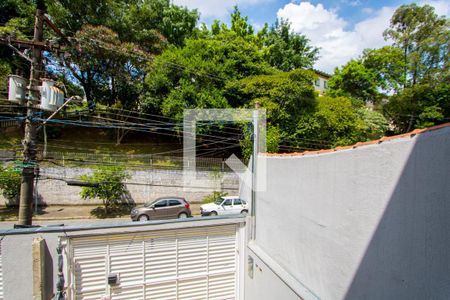 Vista da sala de casa à venda com 2 quartos, 80m² em Vila Tibiriçá, Santo André