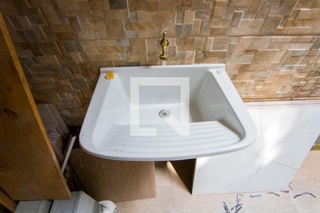 Casa à venda com 80m², 2 quartos e 2 vagasÁrea de serviço