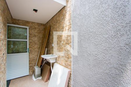 Casa à venda com 80m², 2 quartos e 2 vagasÁrea de serviço