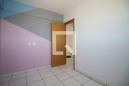 Quarto 1 de apartamento para alugar com 3 quartos, 63m² em Recanto das Emas, Brasília