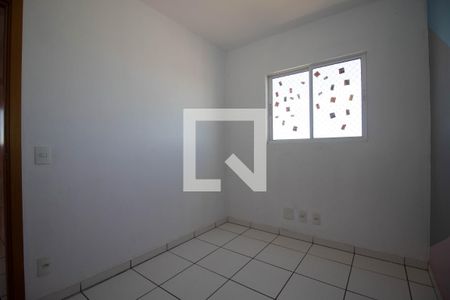 Quarto 1 de apartamento para alugar com 3 quartos, 63m² em Recanto das Emas, Brasília
