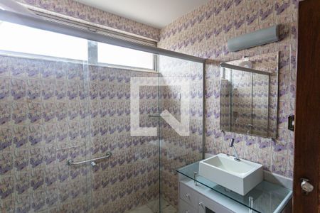 Banheiro da Suíte de apartamento para alugar com 4 quartos, 200m² em Funcionários, Belo Horizonte