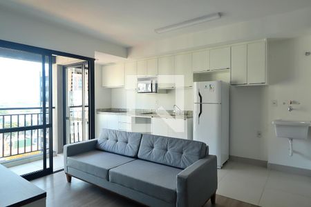 Sala de apartamento para alugar com 1 quarto, 42m² em Campestre, Santo André