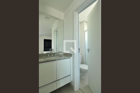 Banheiro de apartamento para alugar com 1 quarto, 42m² em Campestre, Santo André