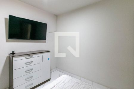 Quarto 1 de casa para alugar com 3 quartos, 420m² em Planalto, Belo Horizonte