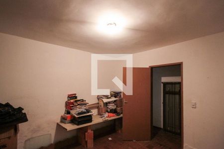 Casa à venda com 230m², 3 quartos e 2 vagasQuarto de Serviço