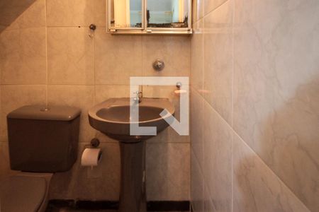 Casa à venda com 230m², 3 quartos e 2 vagasLavabo 02