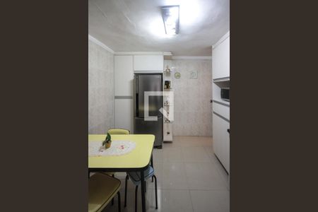 Casa à venda com 230m², 3 quartos e 2 vagasCozinha