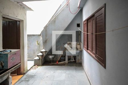 Casa à venda com 230m², 3 quartos e 2 vagasÁrea de Serviço