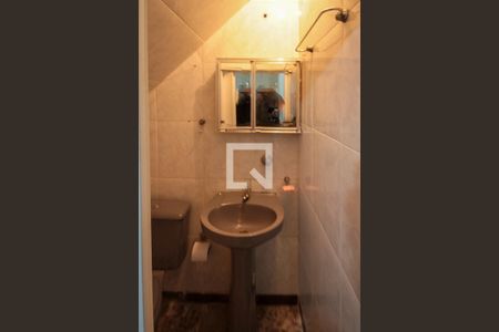 Casa à venda com 230m², 3 quartos e 2 vagasLavabo 02