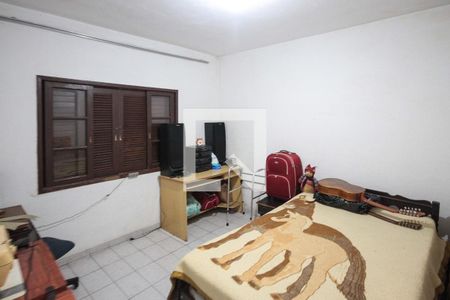 Casa à venda com 230m², 3 quartos e 2 vagasQuarto casa 02