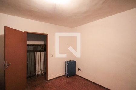 Casa à venda com 230m², 3 quartos e 2 vagasQuarto de Serviço