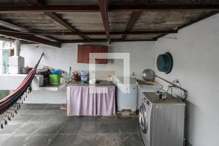 Casa à venda com 230m², 3 quartos e 2 vagasTerraço