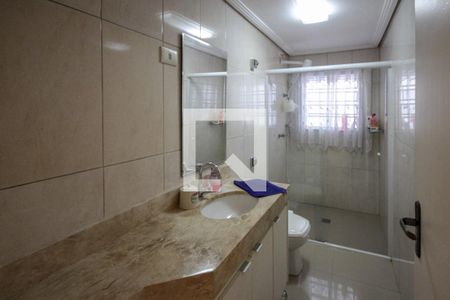 Casa à venda com 230m², 3 quartos e 2 vagasBanheiro