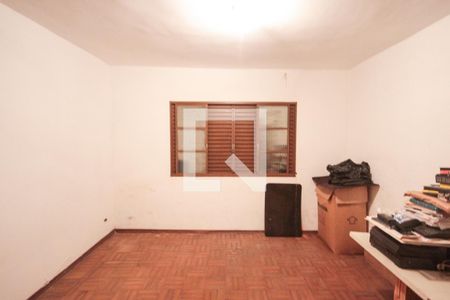 Casa à venda com 230m², 3 quartos e 2 vagasQuarto de Serviço