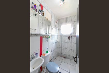 Casa à venda com 200m², 3 quartos e 2 vagasBanheiro 1 